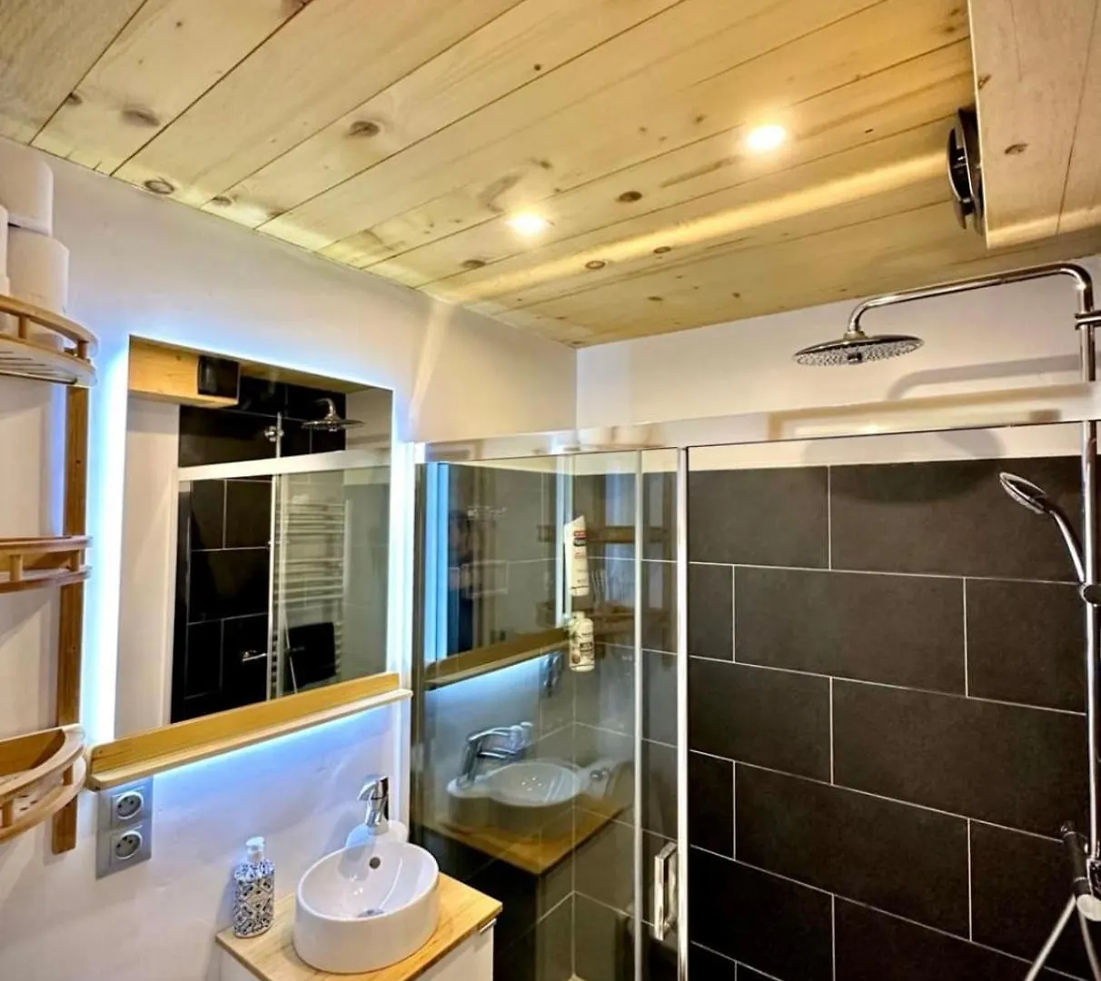 Apartment Appartement Rothschild - Garage - Welkeys Megeve France